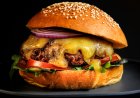 The Ultimate Juicy Cheeseburger Recipe: Tips for the Perfect Burger